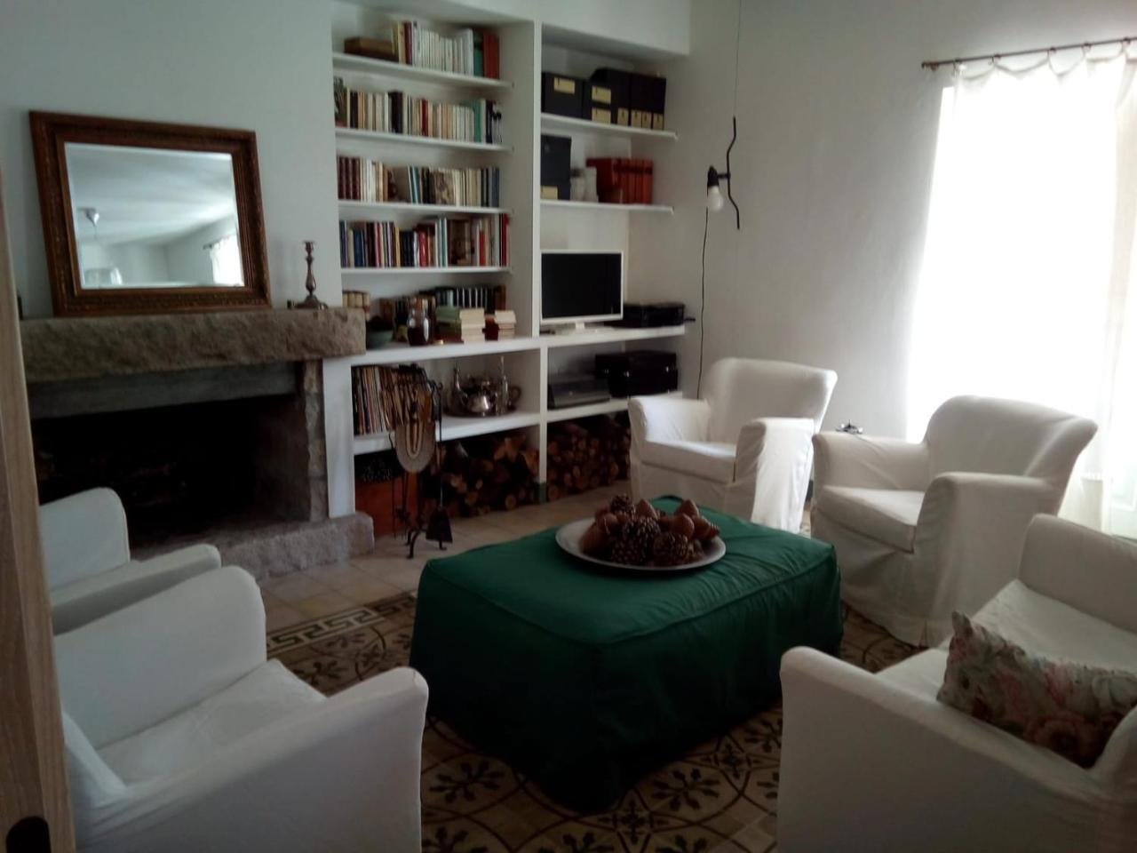 Locanda Li Manni Aggius Bagian luar foto